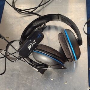 Turtle Beach P12 Gaming Headset - Black and Blue nwot